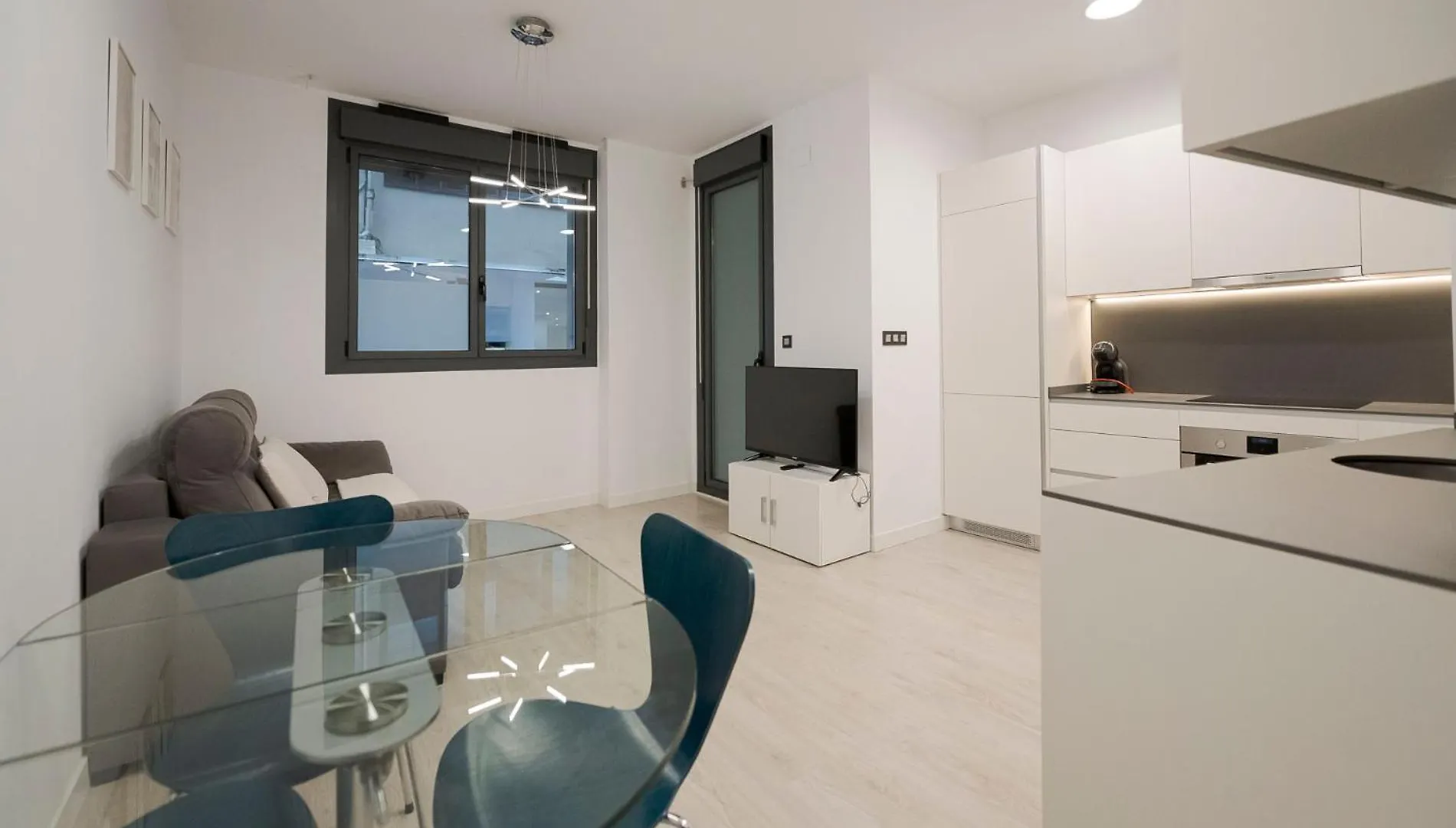 Appartement Apartamento Con Garaje Gratis En Gros, Donostia-San Sebastian Spanje
