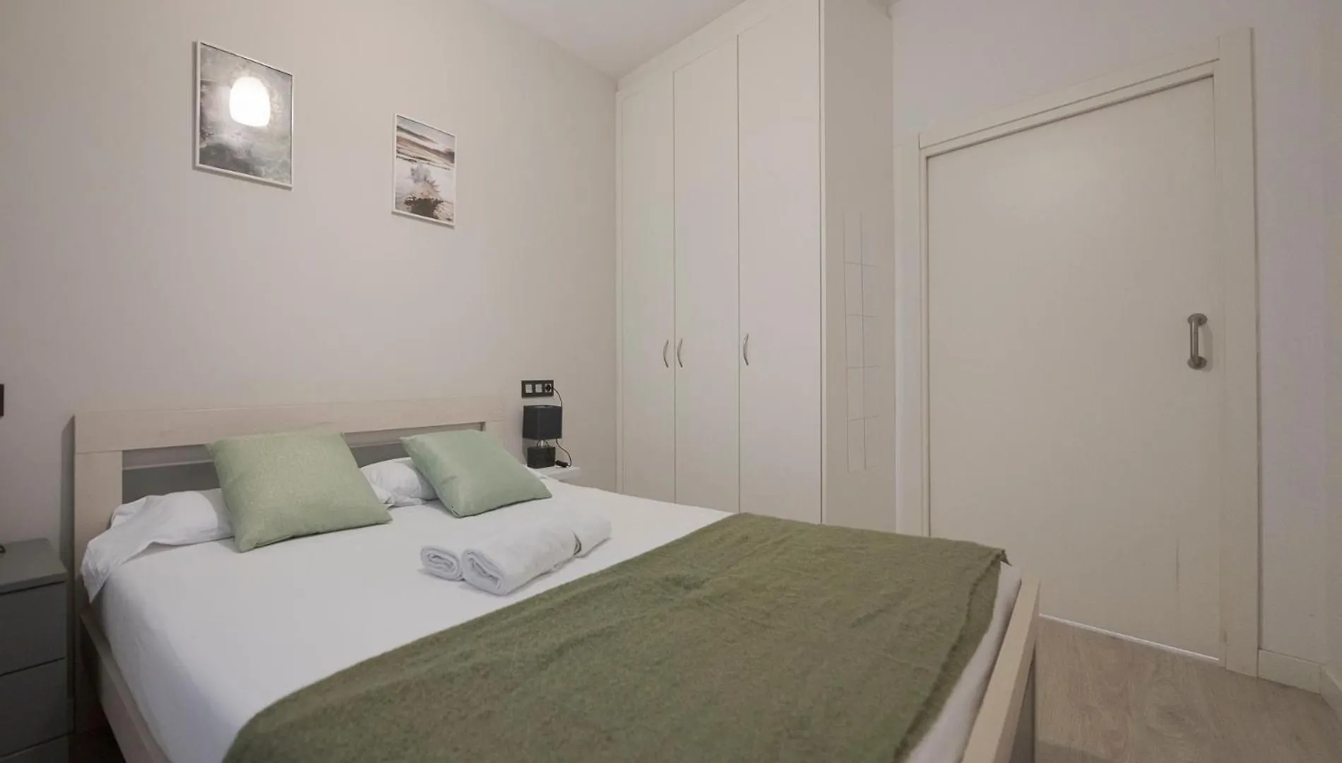 Apartamento Con Garaje Gratis En Gros, Donostia-San Sebastian 0*,
