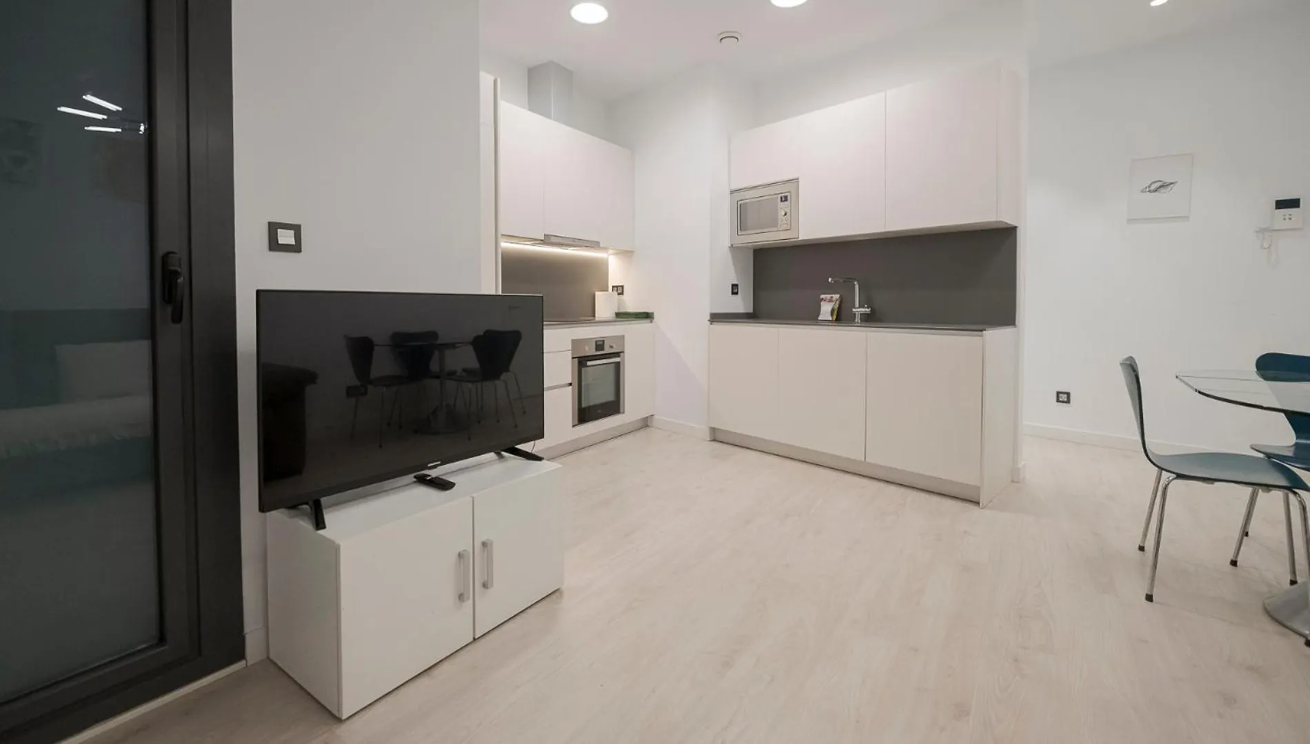 Apartamento Con Garaje Gratis En Gros, Donostia-San Sebastian Apartment